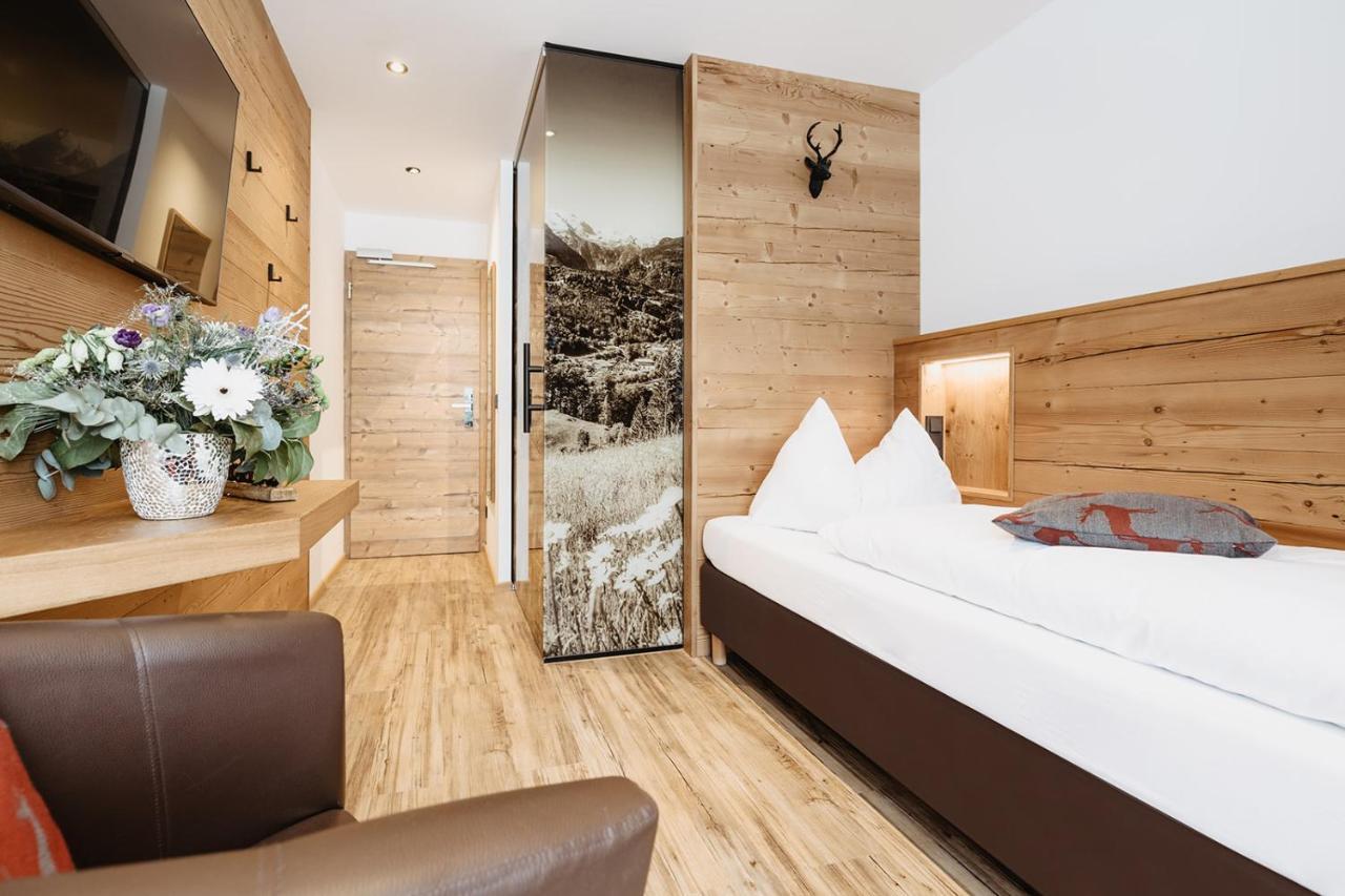 Embacher Sporthotel Екстериор снимка